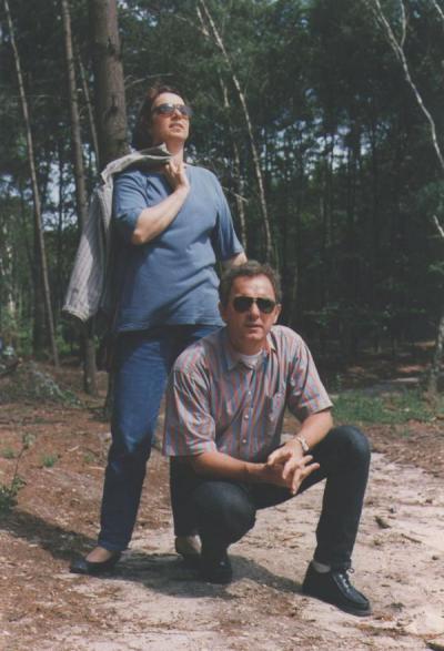 Anneke
   en Ton in het bos